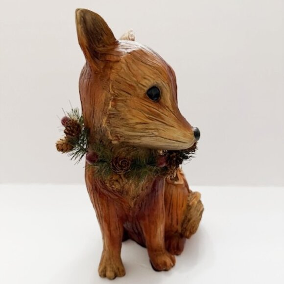 Vintage Woodland Christmas Fox Figurine Resin Faux Wood w/ Pinecone Wreath - Picture 5 of 6